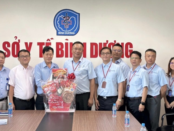 ​  陳水石會長與理監事團隊拜訪行程 第5站 - 醫療廳  ​