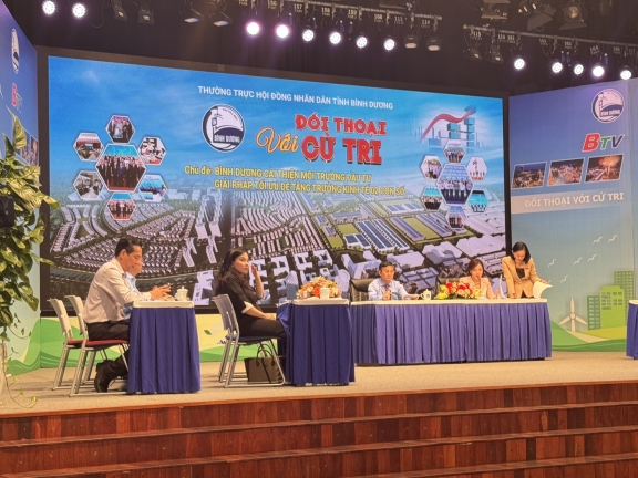 ​ 【出席平陽省人民議會「與選民對話會議」】  ​