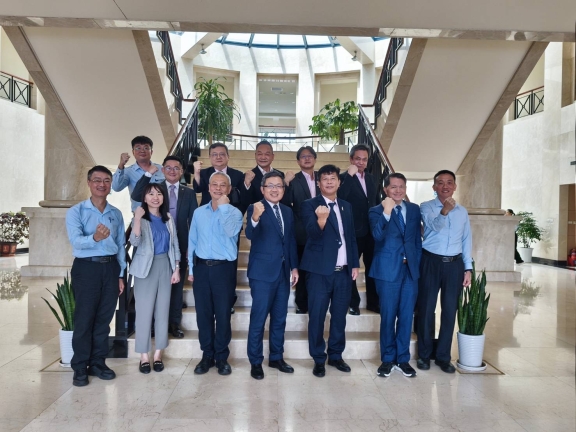 ​  平陽台商會參訪台塑河靜鋼廠及河靜商會端午節聯歡活動盛況空前！  ​