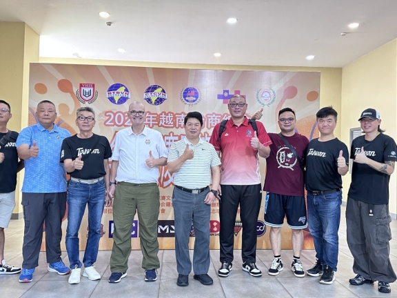 ​  平陽台商會熱情參與雙十國慶盃籃球邀請賽   ​